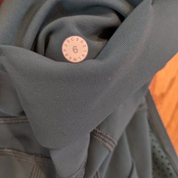 Lululemon Ready To Race Crop 6 Deep Cove 21" Lulu - Picture 6 of 8